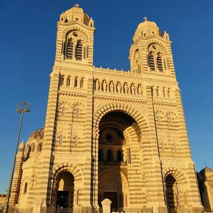 Jolie Charmant T3 Refait A Neuf A Marseille Francie